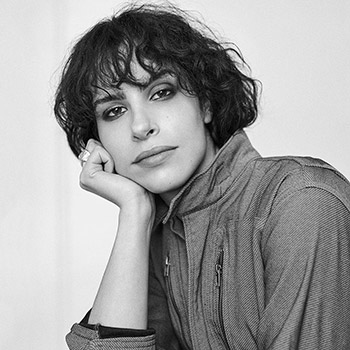 Desiree Akhavan 350px