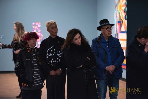 THE FALLACY OF BORDERS 013