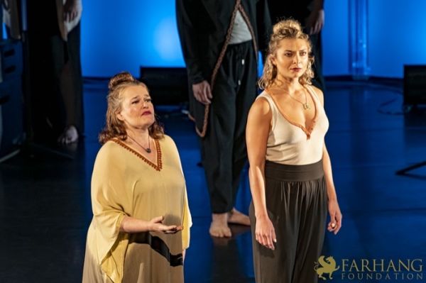 Conference of The Birds   081