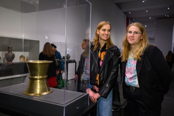 38 Dining With Sultan 