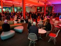 41 Dining With Sultan 