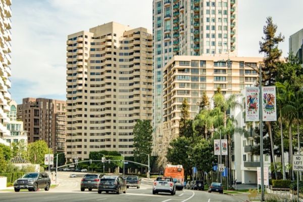 012 Farhang Nowruz Street Banners 2024
