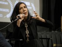 23 A Revolution on Canvas