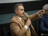 51 A Revolution on Canvas