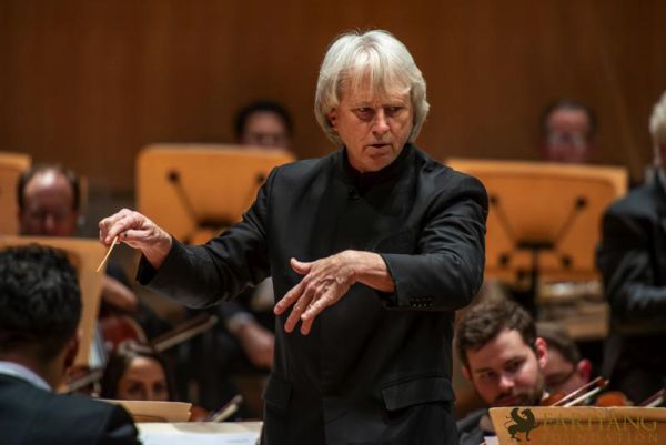 Farhang s Nowruz at the Pacific Symphony 080