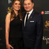 On The Red Carpet   Farhang Gala 004