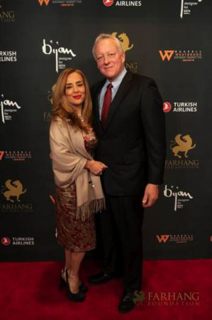 On The Red Carpet   Farhang Gala 010