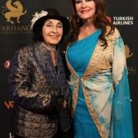 On The Red Carpet   Farhang Gala 014