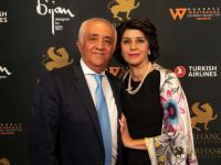 On The Red Carpet   Farhang Gala 036