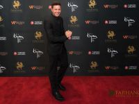 On The Red Carpet   Farhang Gala 046