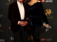 On The Red Carpet   Farhang Gala 075