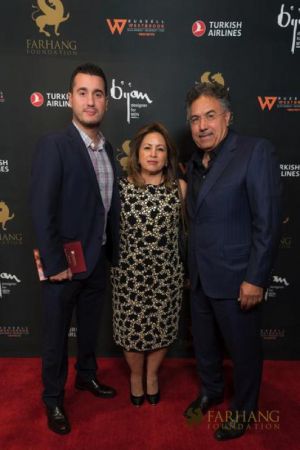 On The Red Carpet   Farhang Gala 175