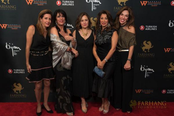 On The Red Carpet   Farhang Gala 185