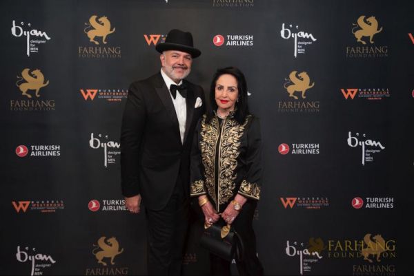 On The Red Carpet   Farhang Gala 190