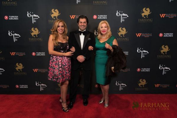 On The Red Carpet   Farhang Gala 199