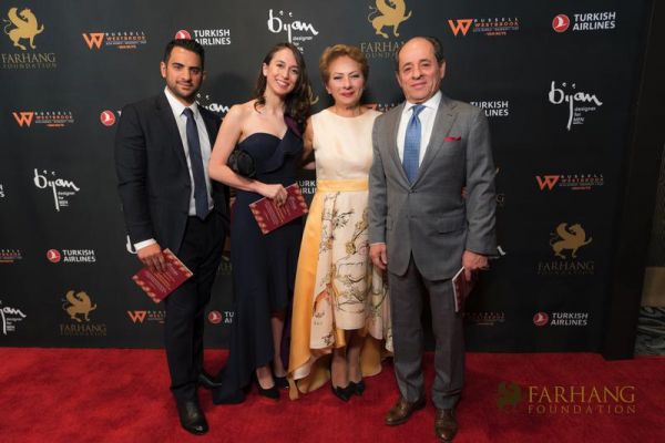 On The Red Carpet   Farhang Gala 207